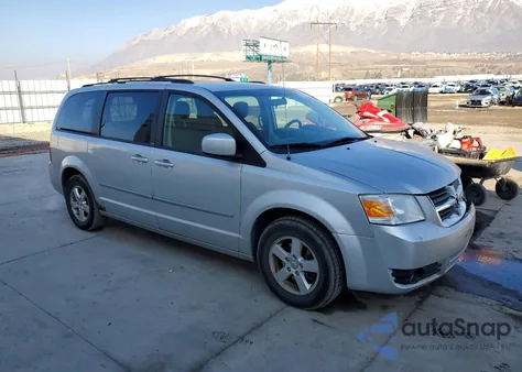 2010 Dodge Grand Caravan Sxt from USA, damaged, VIN 2D4RN5D1XAR219275